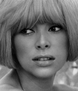 MIREILLE DARC