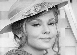 BARBARA HARRIS