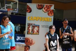 JAVIER FESSER Y EL REPARTO DE CAMPEONES EMOCIONAN JUGANDO UN PARTIDO