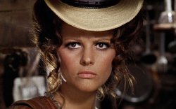 EL ALMERÍA WESTERN FILM FESTIVAL 2018 PREMIA A CLAUDIA CARDINALE