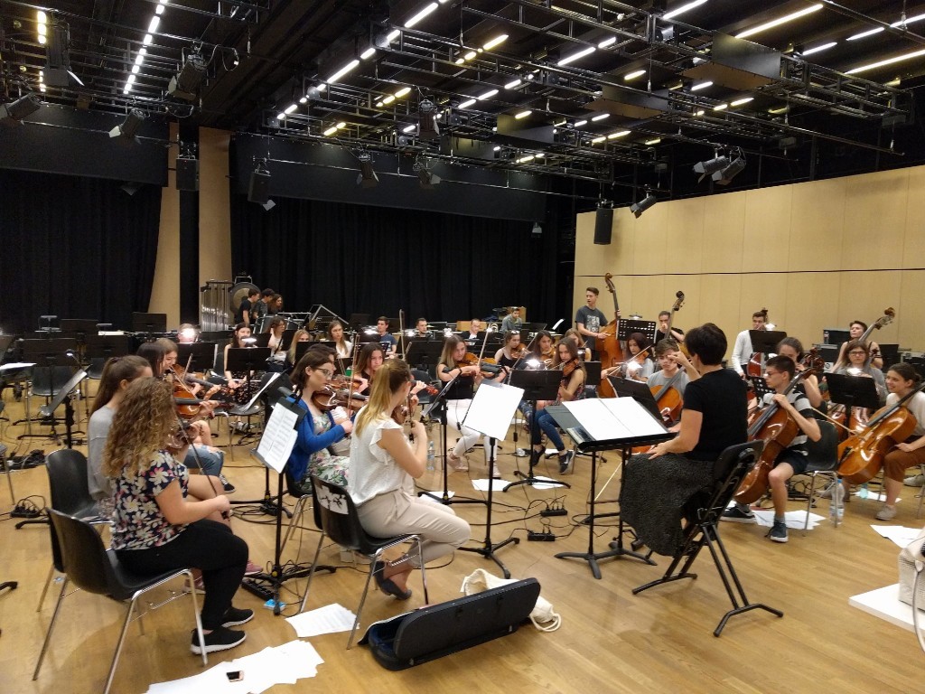 AMENÁBAR COMIENZA EL RODAJE DE MIENTRAS DURE LA GUERRA