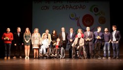 ROBARTE UNA NOCHE LOGRA EL PRIMER PREMIO GALLO PEDRO