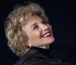 MARISA PAREDES PREMIO PUENTE DE TOLEDO