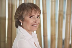 ASSUMPTA SERNA MIEMBRO DE HONOR DE LA ACADEMIA DE CINE CATALANA