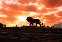 EL REY LEÓN VIGILA LAS CARRETERAS ESPAÑOLAS