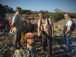 PRESENTACIÓN DE EL MONSTRUO INVISIBLE DE LOS FESSER