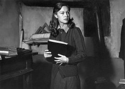 LA ACADEMIA RECONOCE A PEPA FLORES CON EL GOYA DE HONOR 2020