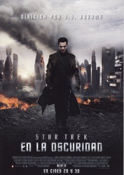 STAR TREK: EN LA OSCURIDAD