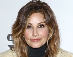 GINA GERSHON