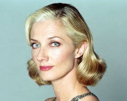 JOELY RICHARDSON