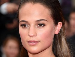 ALICIA VIKANDER