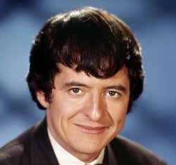 Ha muerto... HENRY DARROW