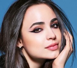 SOFIA CARSON
