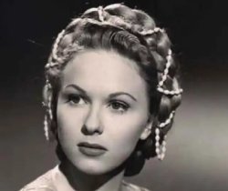 Ha muerto... SUSANA CANALES