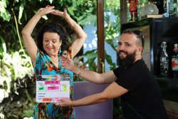 LA NUEVA CINTA DE RAFAEL ROBLES ES UNA ISLA EN EL DESIERTO