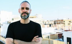 REIVINDICACIÓN DE LA IGUALDAD CON AMO CADA ÁTOMO DE TU CUERPO