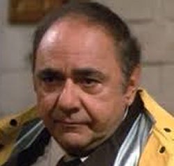 Ha muerto... MICHAEL CONSTANTINE