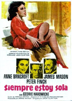 SIEMPRE ESTOY SOLA