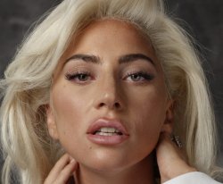 LADY GAGA