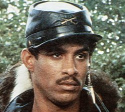 Ha muerto... ADOLFO QUIÑONES