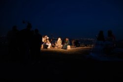 SE RUEDA LA ESTRELLA DE LA ILUSIÓN NO PUEDE SER CONFINADA