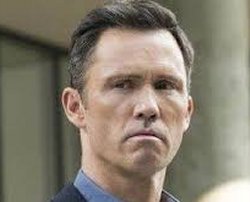 JEFFREY DONOVAN