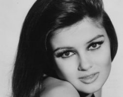 Ha muerto... PAMELA TIFFIN
