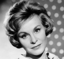 Ha muerto... EVA INGEBORG SCHOLZ