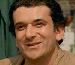 Ha muerto... GIANNI CAVINA