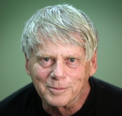 Ha muerto... ROBERT MORSE