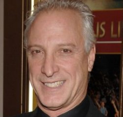 Ha muerto... ROBERT LuPONE