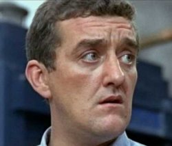 Ha muerto... BERNARD CRIBBINS