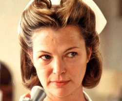 Ha muerto... LOUISE FLETCHER