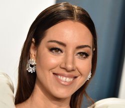 AUBREY PLAZA