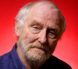 Ha muerto... MIKE HODGES