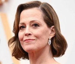 SIGOURNEY WEAVER
