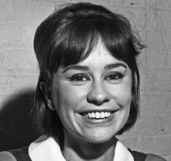 Ha muerto... ASTRUD GILBERTO