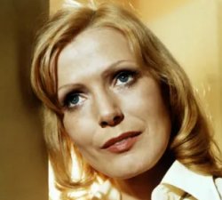 Ha muerto... MARGIT CARSTENSEN