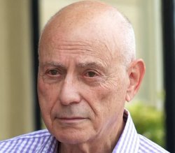 Ha muerto... ALAN ARKIN