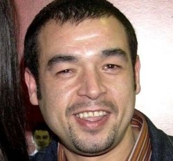 Ha muerto... JAKE ABRAHAM