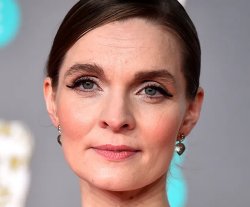 HILDUR GUÐNADÓTTIR 