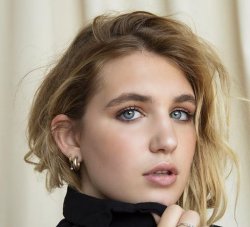 SOPHIE NELISSE