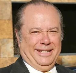 Ha muerto... AREVALO