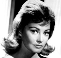 Ha muerto... JACKIE LOUGHERY