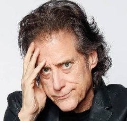Ha muerto... RICHARD LEWIS