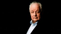 JIM SHERIDAN RECOGERA EN SEVILLA EL GIRALDILLO DE HONOR