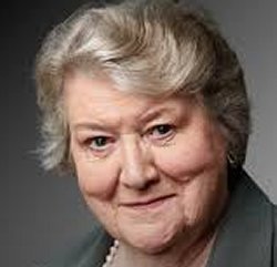Ha muerto... PATRICIA ROUTLEDGE