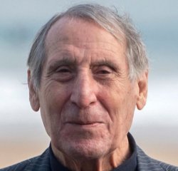 Ha muerto... CELSO BUGALLO Ha muerto... CELSO BUGALLO