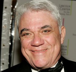 Ha muerto... REX REED