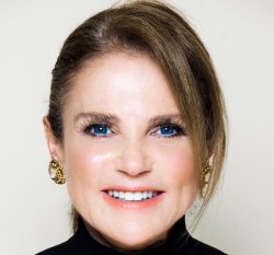 TOVAH FELDSHUH